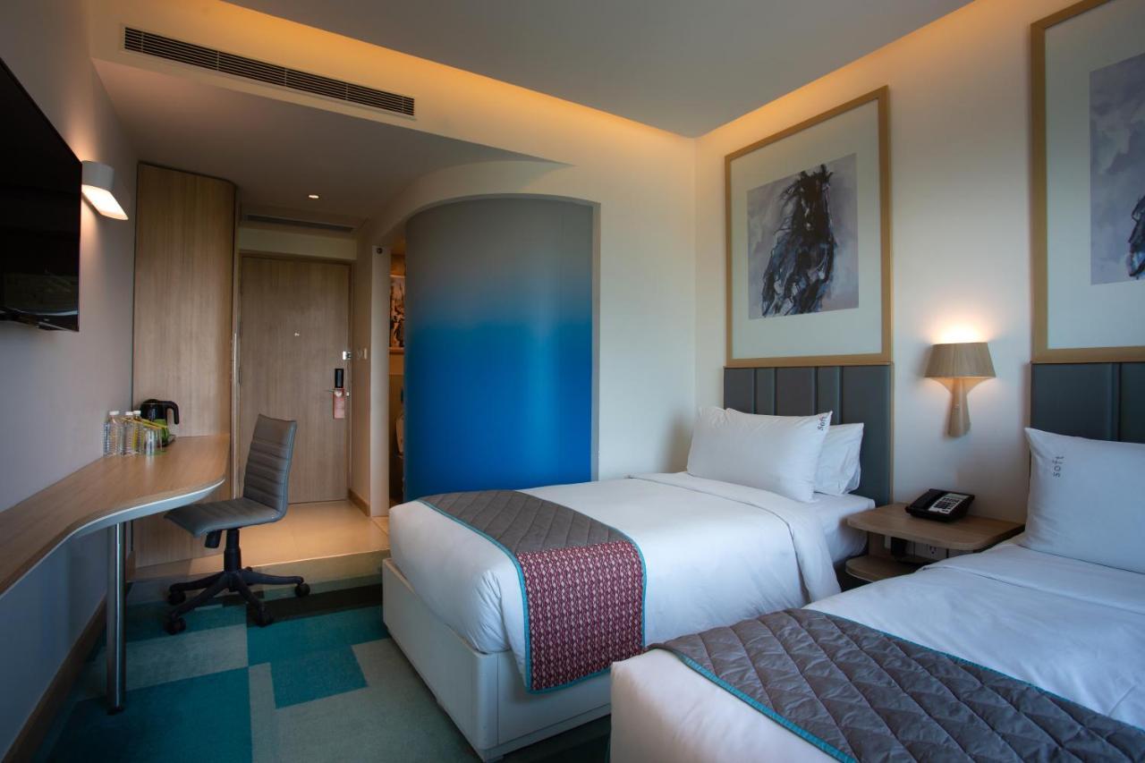 Holiday Inn Bengaluru Racecourse By Ihg Exterior foto Deluxe Room