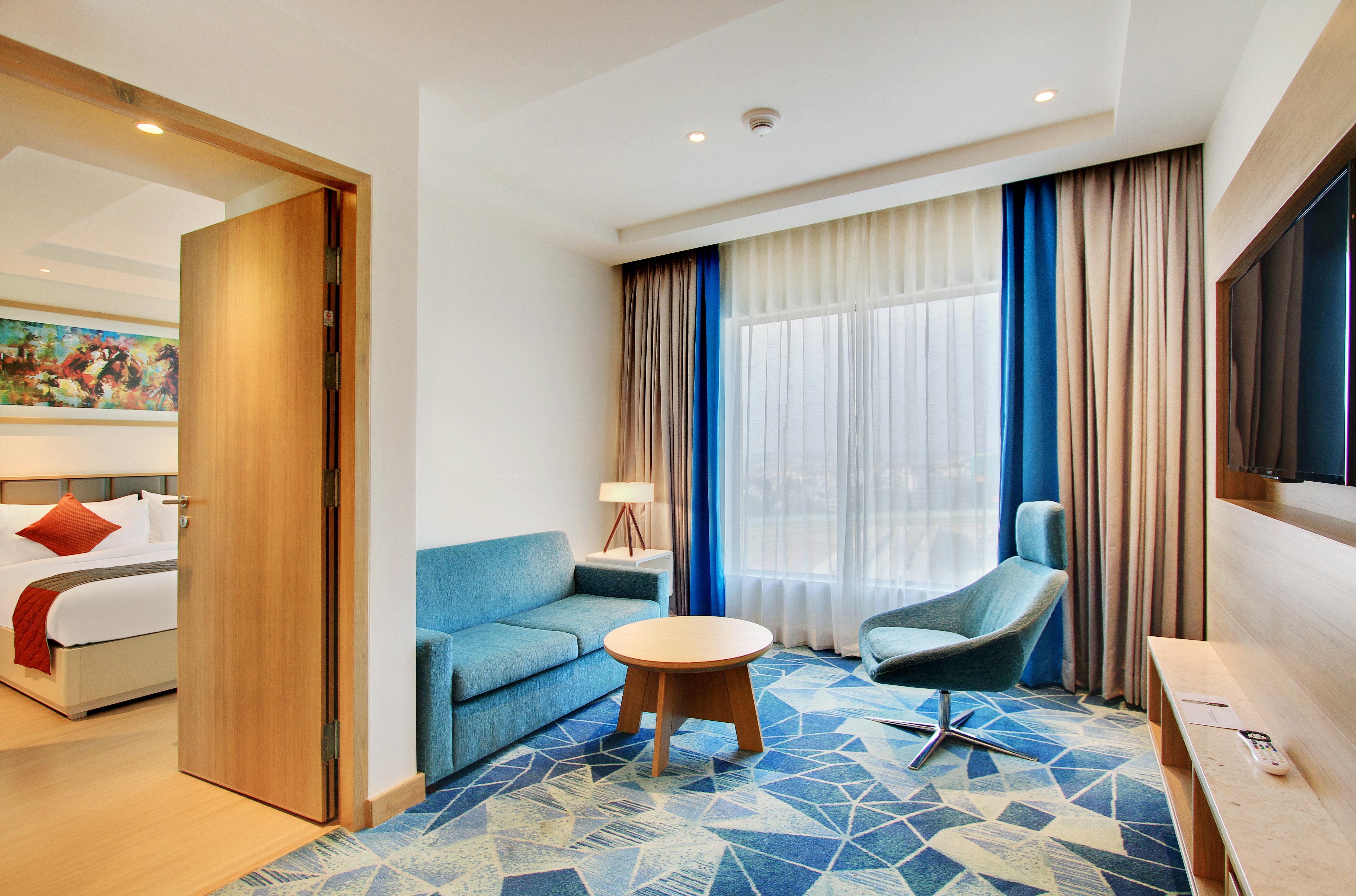 Holiday Inn Bengaluru Racecourse By Ihg Exterior foto Suite