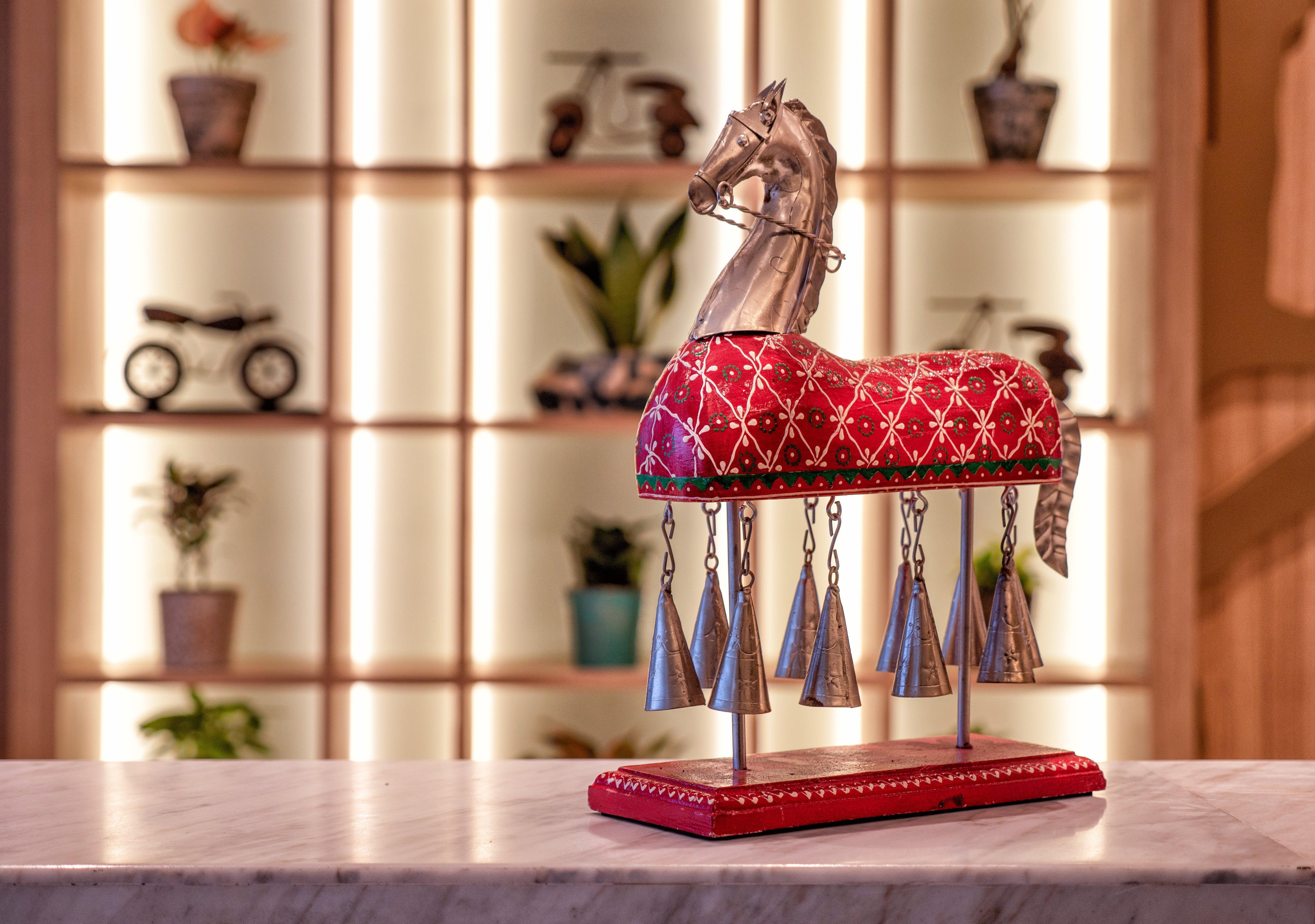 Holiday Inn Bengaluru Racecourse By Ihg Exterior foto A wind chime