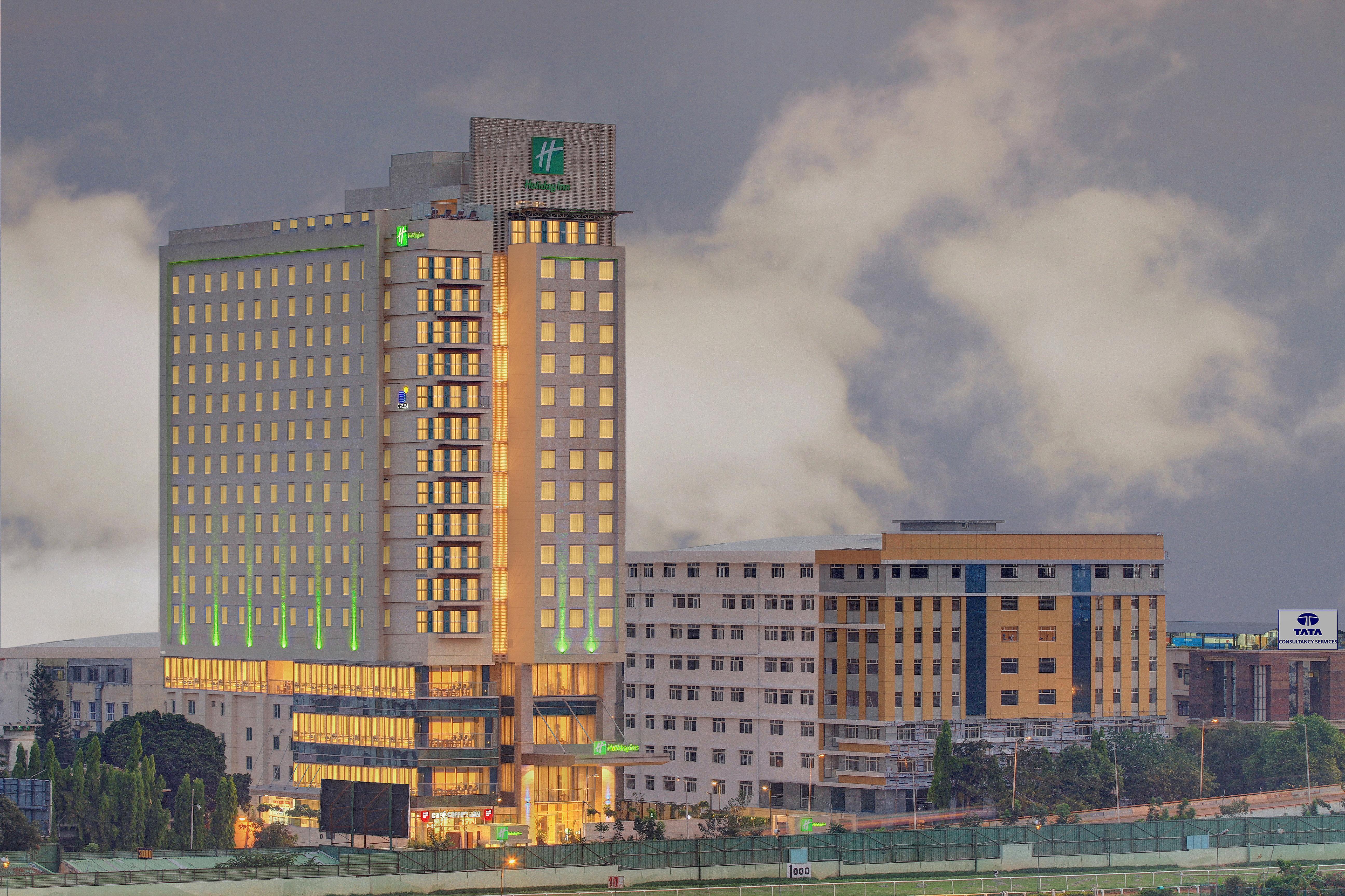 Holiday Inn Bengaluru Racecourse By Ihg Exterior foto Holiday Inn & Suites, Addis Ababa