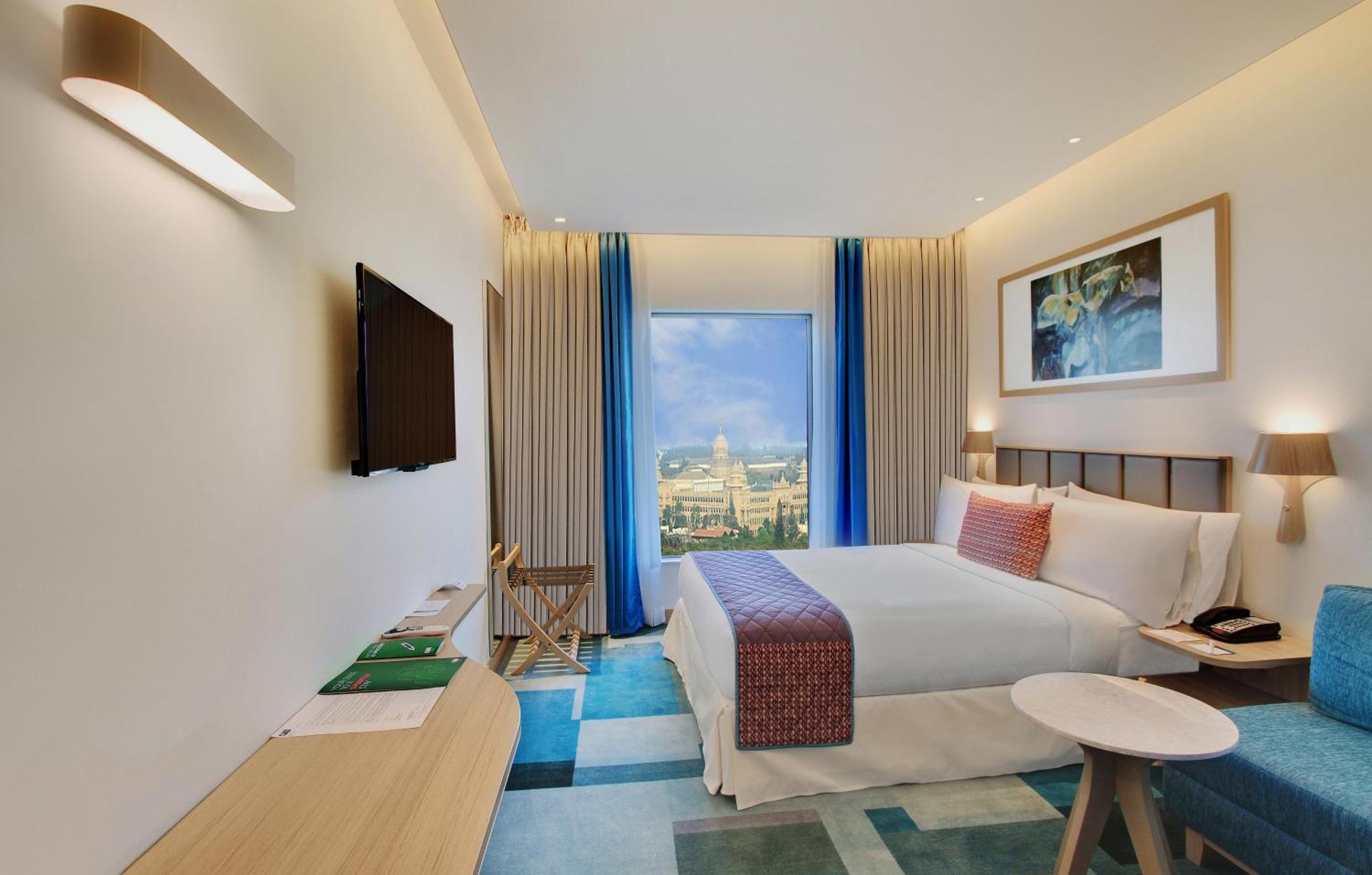 Holiday Inn Bengaluru Racecourse By Ihg Exterior foto